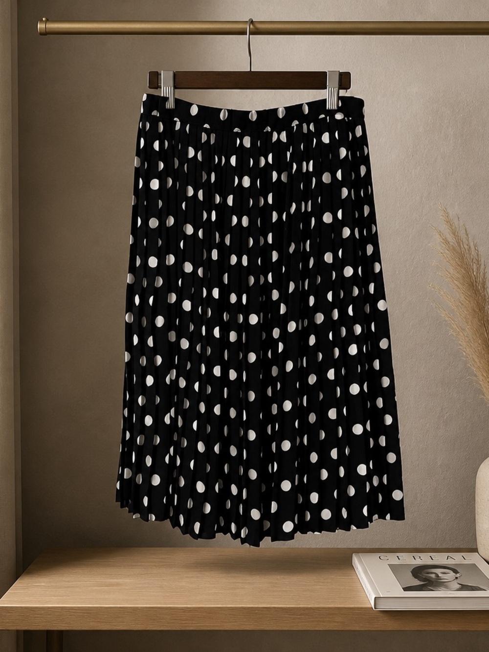 Banana Republic Poka dot skirt